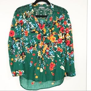 Market & Spruce Floral Kilani Crochet Back Blouse